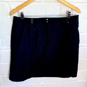 Izod Perform Utility Golf Black Skirt Skort sz 8